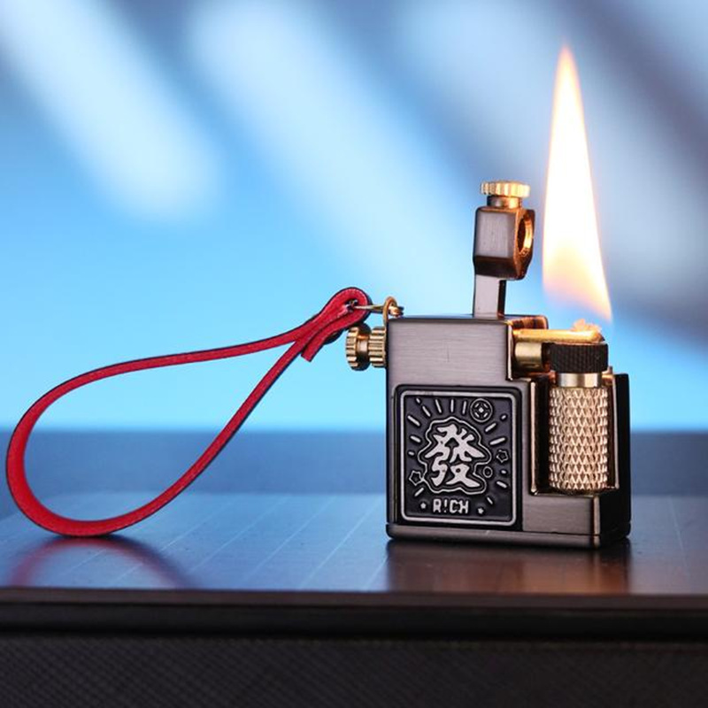 Accendino a scintilla quadrato - Fire Starting Kit recensione e prezzo