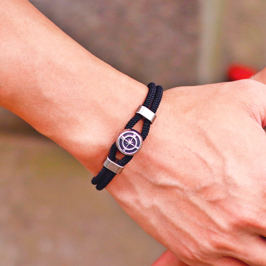Bracciale bussola nautica stil - Compass Lensatic recensione e prezzo
